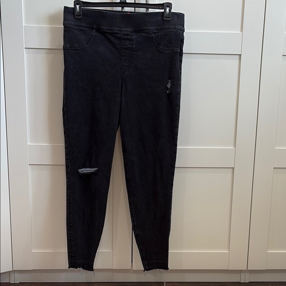 SPANX Denim - Spanx black distressed skinny jeans size 1